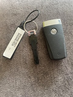 GENUINE VOLKSWAGEN PASSAT 3 BUTTON REMOTE KEY FOB