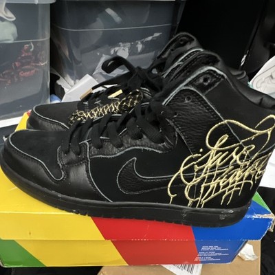 Nike Dunk SB X Faust graffiti 