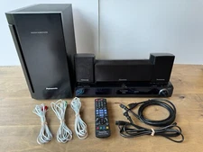 Panasonic SA-BT200 Home Theater System Blu-ray/DVD Player iPod Dock w/ Speakers