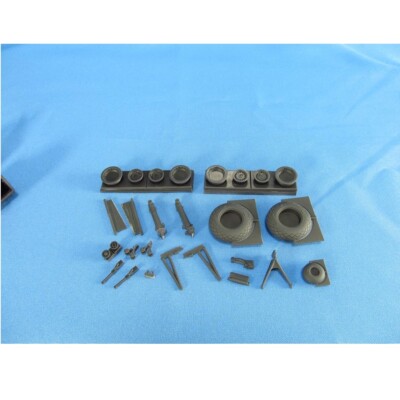 B-17 Wheels with cover (Revell/Monogram) Metallic Details MDR4865 Scale kit 1:48