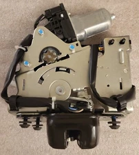 2017-24 Chrysler Pacifica Power Liftgate Lock Latch Actuator OEM A95613206BU