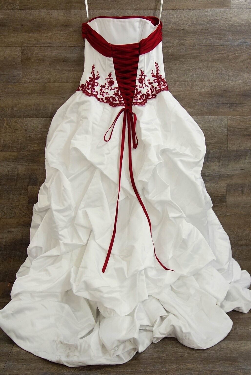 David's Bridal White Apple (Red) Satin Wedding Dress Embroidered