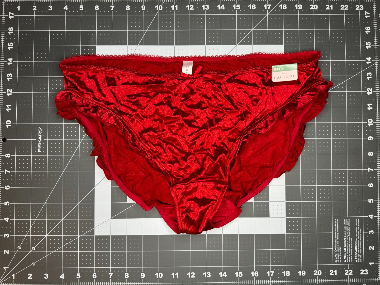 Vintage Cacique Shiny Slippery Satin Second Skin Bikinis Panties 22/24