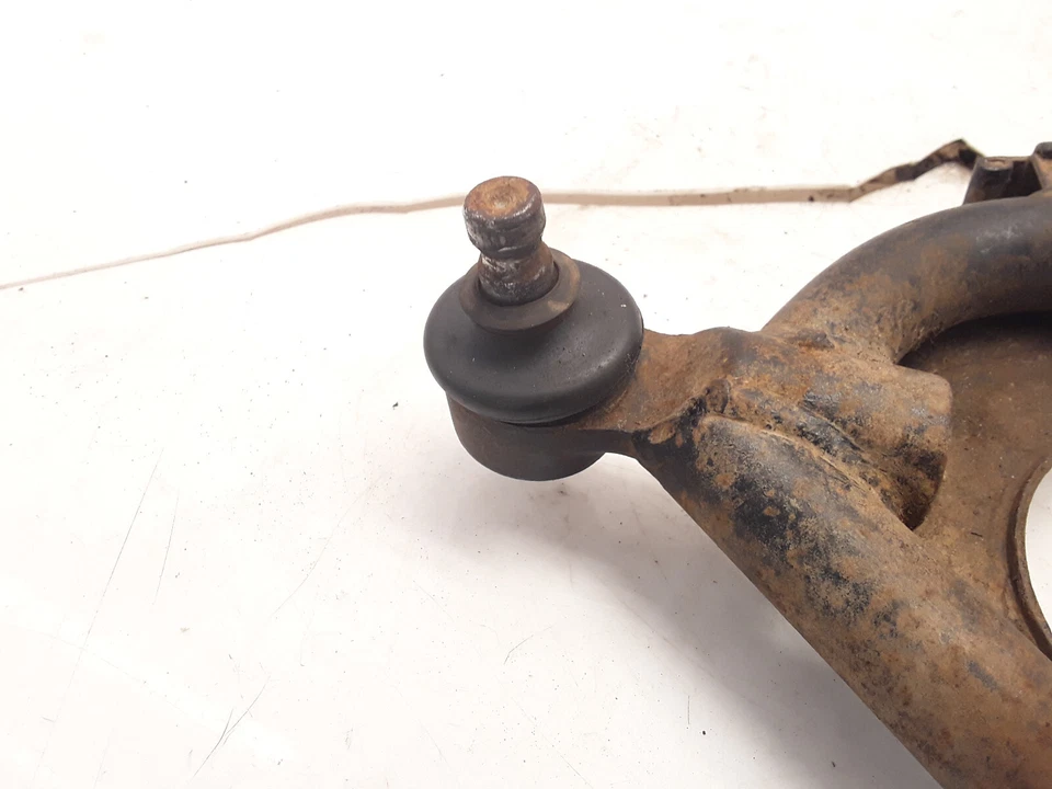 Brazo de control Wishbone suspensión rueda delantera derecha TGB Blade 550 2010 513339 Foto 2 de 4