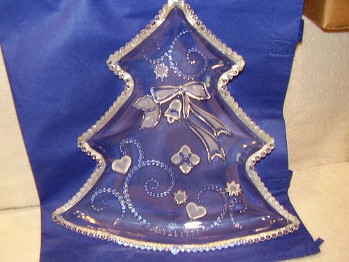 Mikasa Fiesta 12" Christmas Tree Serving Platter - Picture 3 of 6