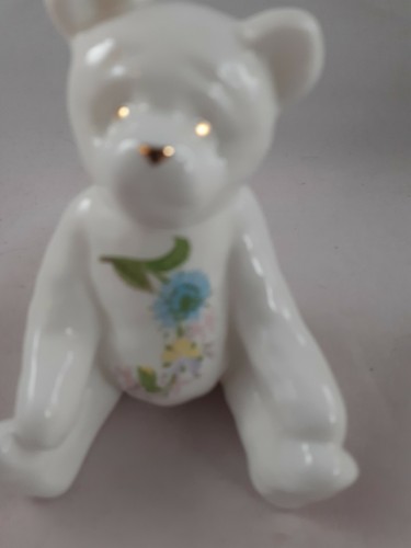 Aynsley Wild Tudor Teddy Bear Fine Bone China 1st Quality Vintage British - Picture 2 of 7
