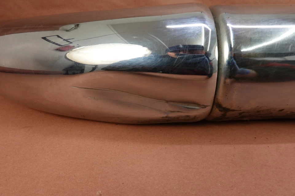 Silenciador silenciador escape izquierdo Triumph Rocket III 2013 07-17 TOURING Foto 3 de 4