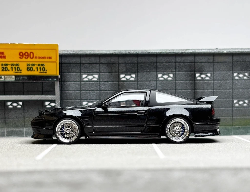 MT 1:64 JDM Black Silvia S13 180SX Type X Sports Model MT 1:64 JDM Black Silvia S13 180SX Type X Sports Model