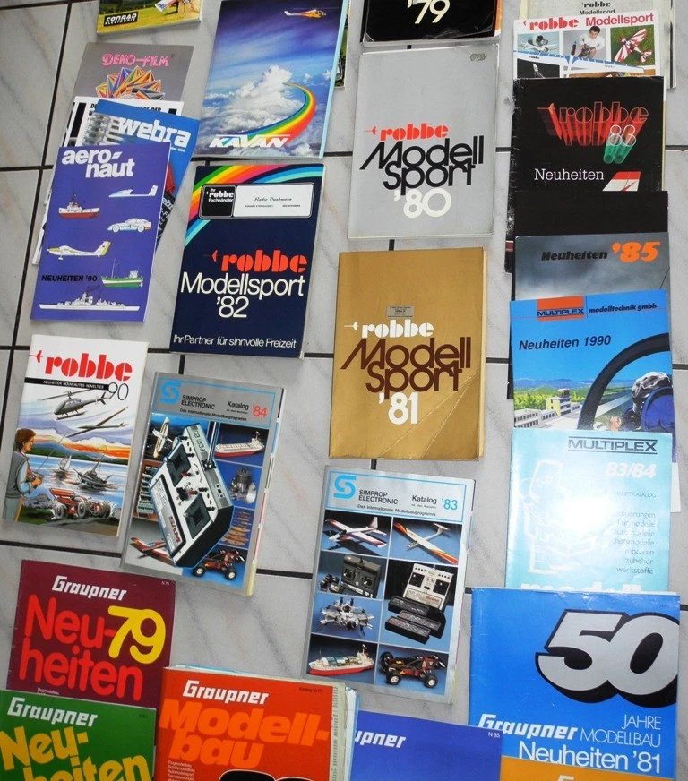 Lotto vari cataloghi modellismo listini prezzi e novità vedi foto - Immagine 3 di 4