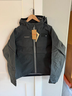 Simms Guide Classic wading jacket - size large - new -free shipping