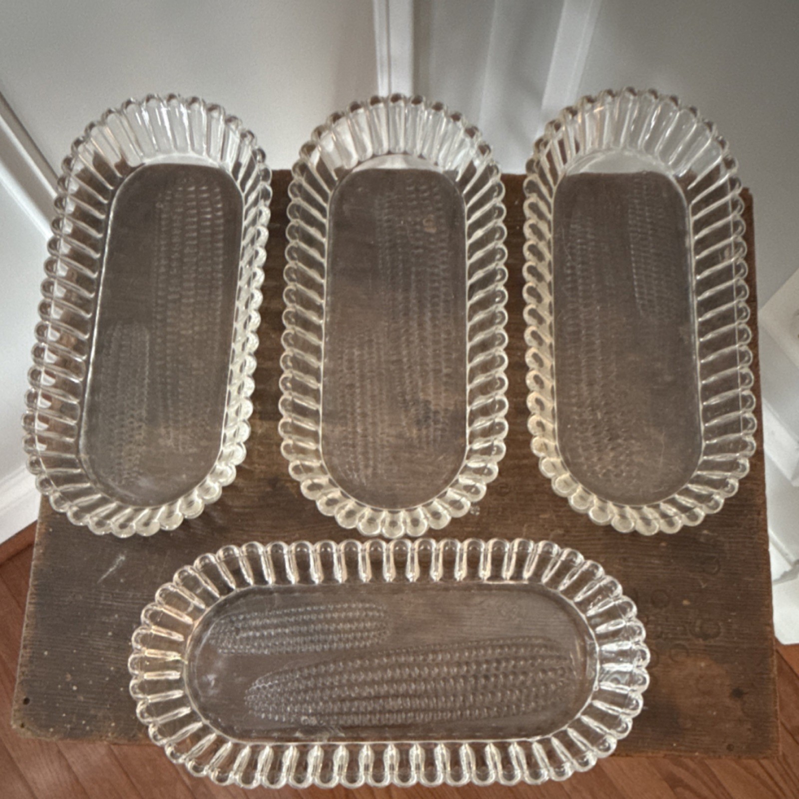 Set of 4 Vintage Clear Glass Corn on the Cob Dishes Scalloped Beaded Edge