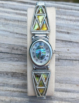 LA Express Women's Stretch Wristwatch SilverTone Abalone Oval Face - New Battery