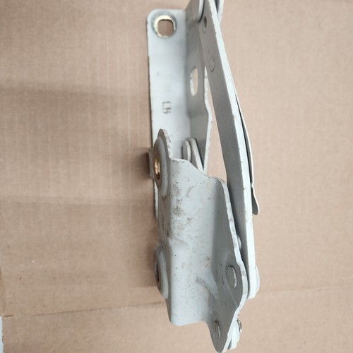 03-12 Land Rover Range Rover HSE Driver Left Front Hood Hinge OEM BKB760110 - Picture 8 of 9