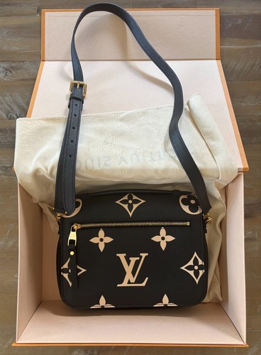Louis Vuitton Pochette Metis Bicolour Monogram Crossbody Leather - (AUTHENTIC) - Foto 11 di 17
