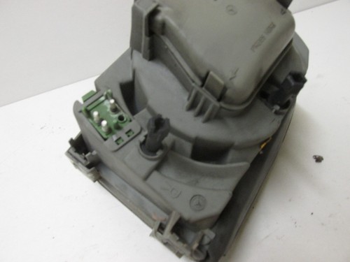 1993 MERCEDES-BENZ R129 SL500 , RIGHT SIDE HEADLIGHT , OEM - Picture 8 of 9