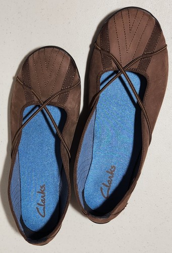 Bailarina sin cordones Clarks para mujer de cuero marrón oscuro talla 9,5 M - Imagen 3 de 13