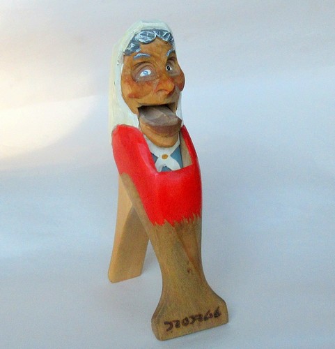 Vintage 1970s Norway 7.5" tall Carved Wood Hand Held Nutcracker Mor - Mother - Picture 9 of 9
