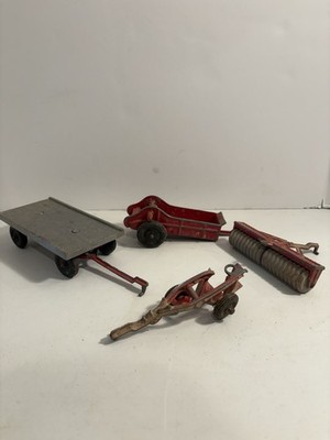 Hubley Kiddie Toy Lot of 4 Flatbed Trailer Disc Harrow Manure Spreader Implement