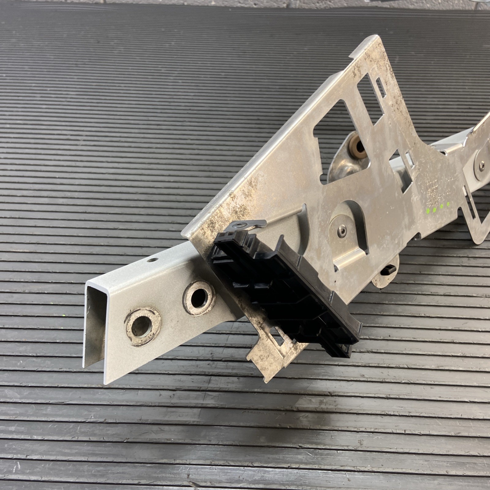 Audi R8 2017-2023 Rear Left Quarter panel