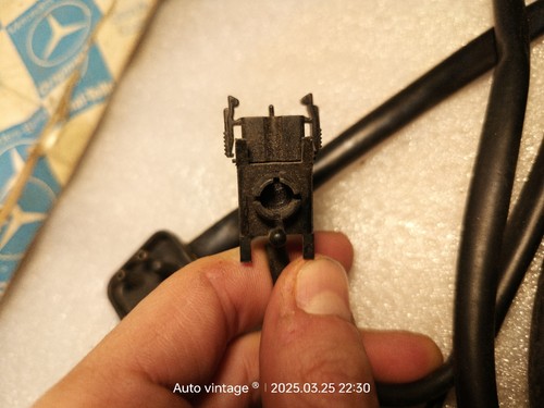 MERCEDES Benz W124 REAR DIFFERENTIAL WIRING 260E,300E,3200D NOS OEM 1245402410 - Bild 4 von 10