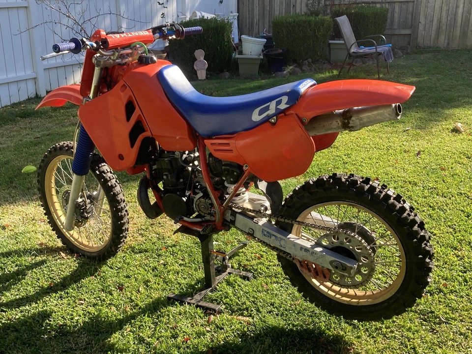 Honda CR 500R 1985 Foto 3 de 4