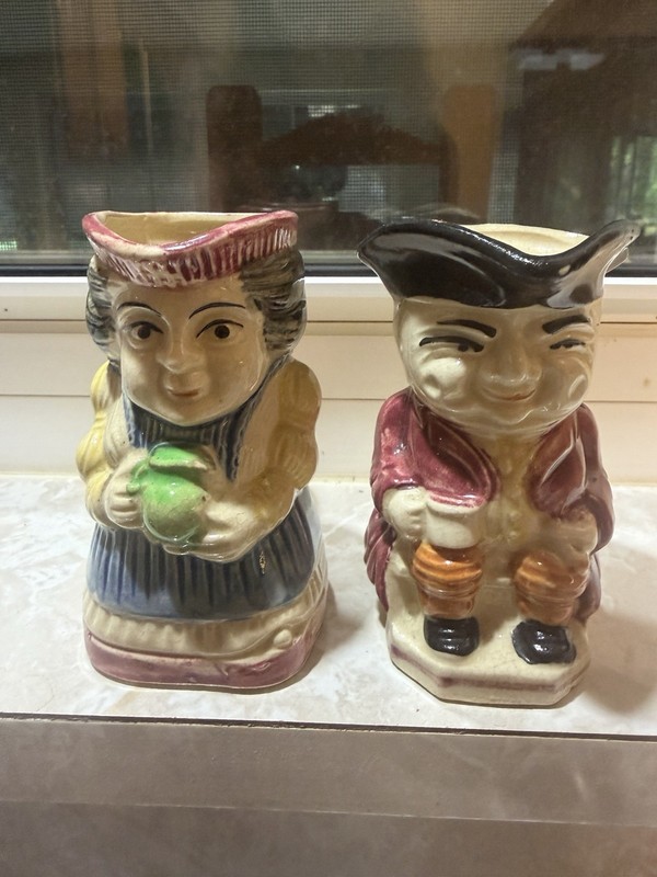 Toby Mug Jug Style Pitchers Colonial Couple Made In Japan