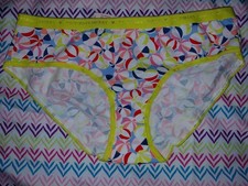 NeW Vs Vintage logo hiphugger Panty Size Medium Beach Ball Graphics