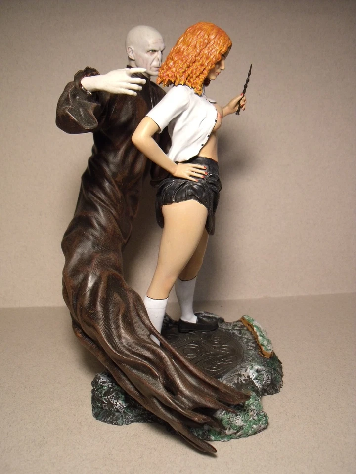 1/8 FIGURES FROM HARRY POTTER 200 MM ARTIST PAINTING RARE UNIQUE COPY - Image 3 of 4