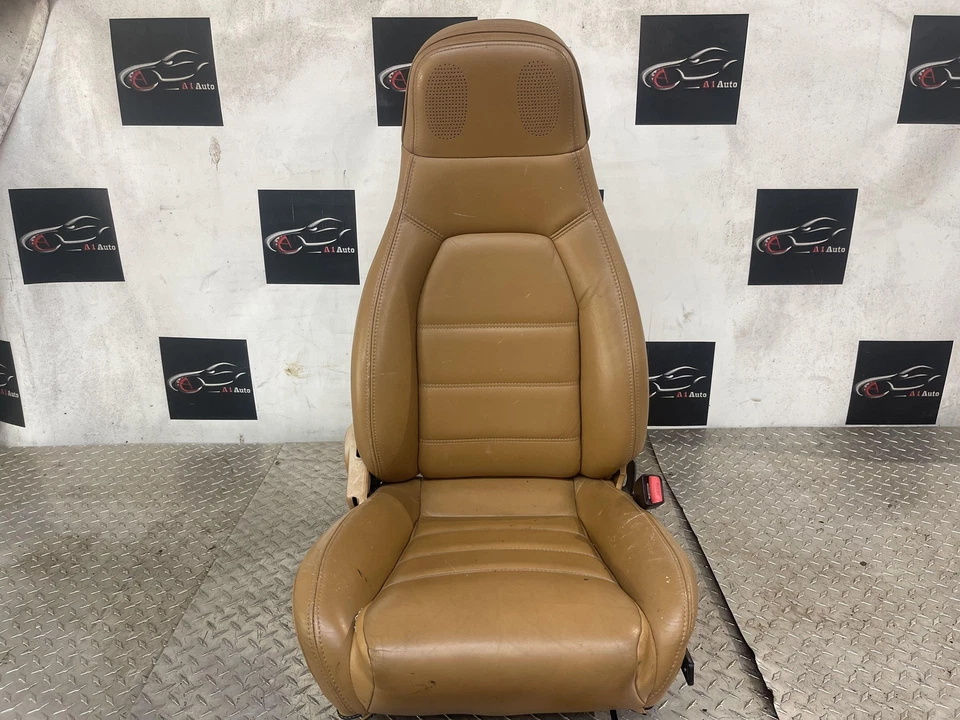 1990-1997 Mazda Miata Tan Beige Leather Passenger Seat Assembly Has Wear — 第 2/4 张图片
