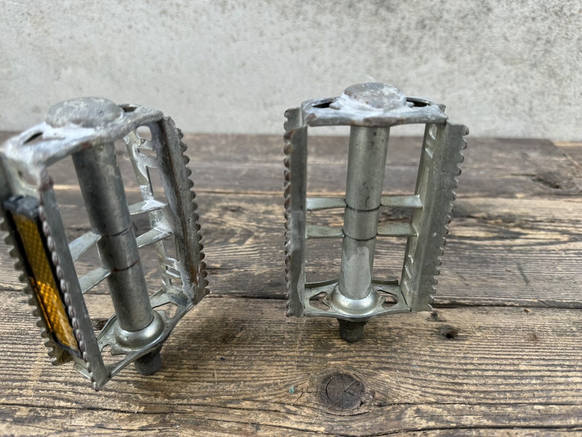 RAT TRAP PEDALS ペダル 1/2軸 old bmx Vintage Bmx Rat Trap