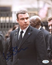 Liev Schreiber Autographed Signed 8x10 Photo ACOA 2020-1