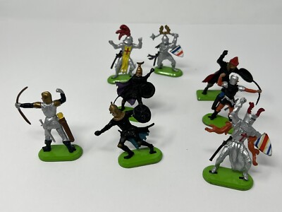 Britains LTD Deetail Silver Knight Medieval 1971 Vintage lot metal base