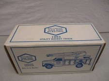 Ertl Baltimore Gas and Electric 1993 Utility Bucket Truck