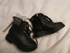 Cat  Jack Boots Size 8 Toddler