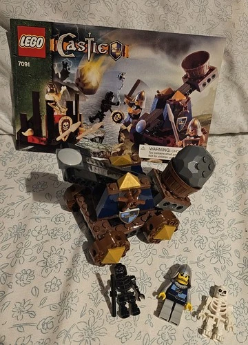 LEGO Castle: Knight's Catapult Defense (7091) Partial Set With Instructions