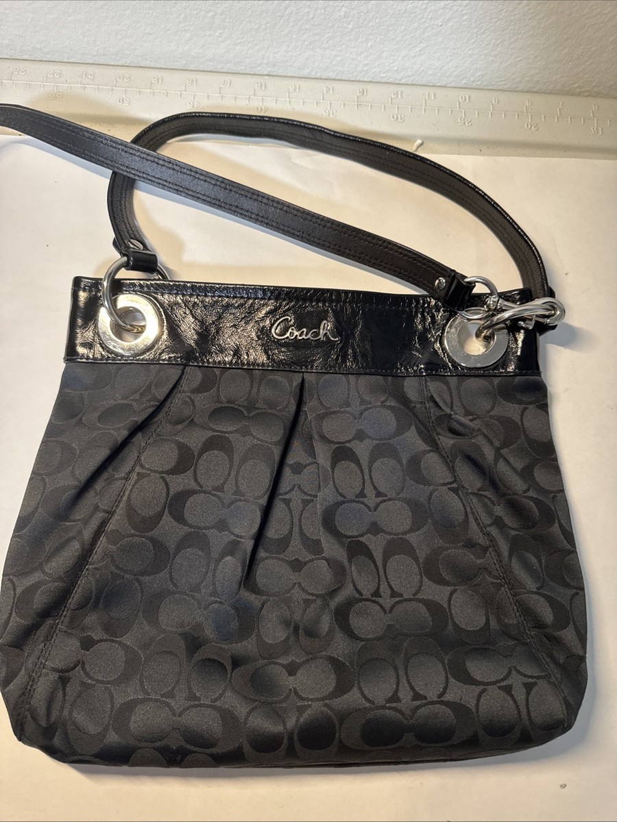 バッグ Coach Signature Shoulder Bag Leather Coach Signature Shoulder Bag
