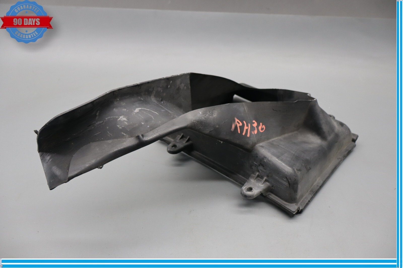 14-17 Maserati Ghibli Front Right Side Intercooler Air Inlet Duct Shroud Oem