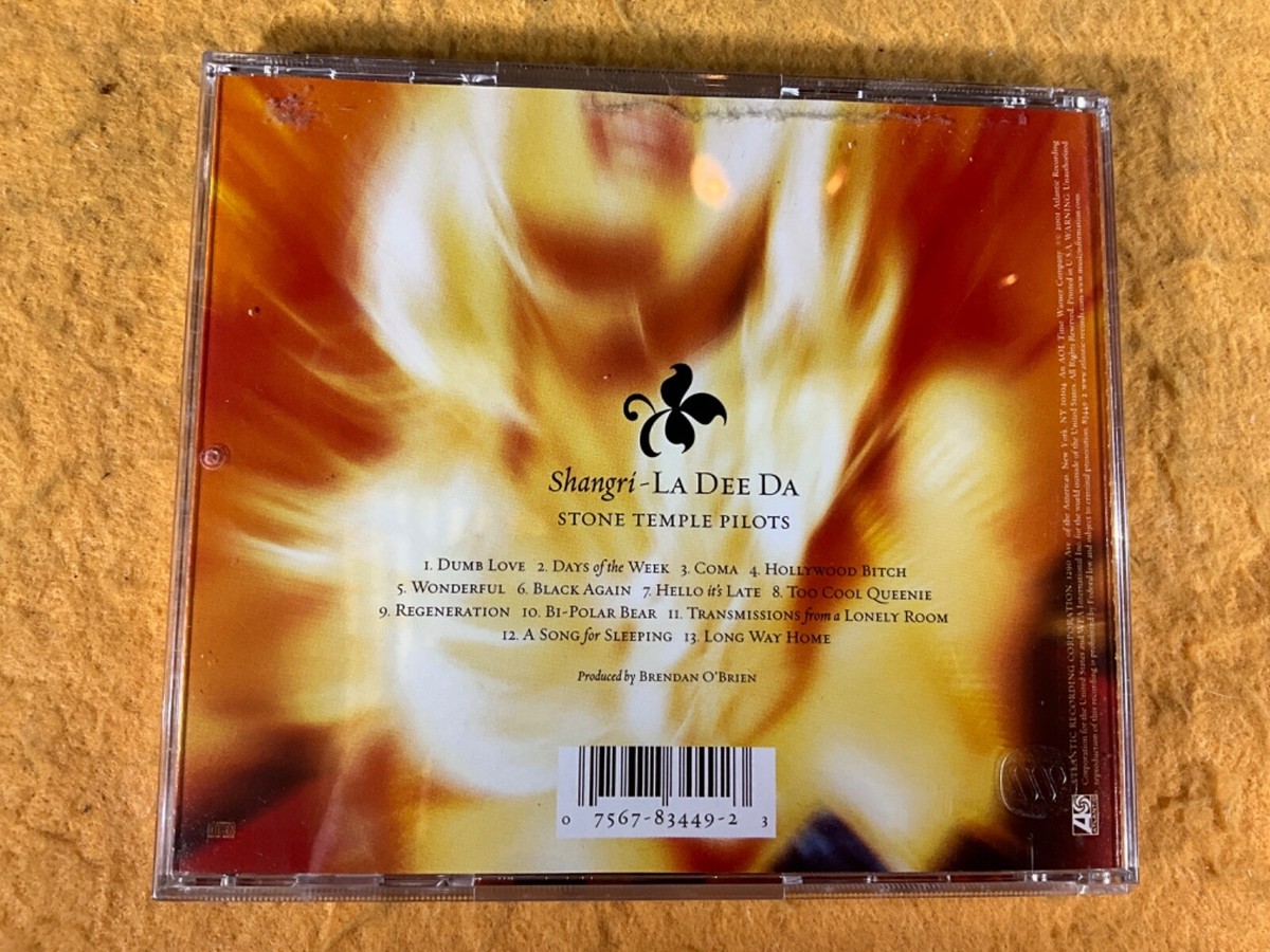 Q10-63 STONE TEMPLE PILOTS Shangri La De Da - 2001 - 83449-2 - CD