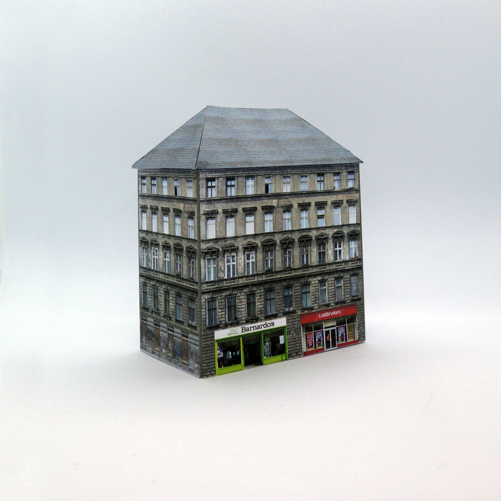 Card N Gauge Building Shops 1/148 Scale model railway C4