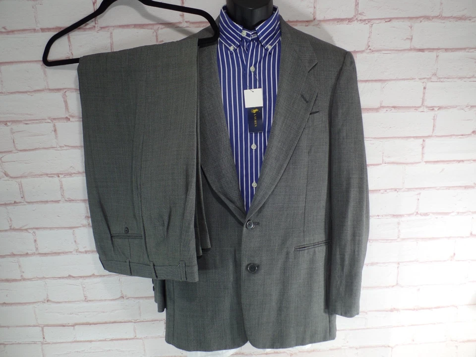 VTG Pierre Cardin Men's Suit 38R 32W Gray 2 Button Front Pants Pleated USA - Image 2 of 4