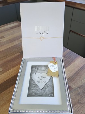 Hochzeitstag Geschenk Happily Ever After 6''x4'' Fotorahmen Hochzeitsgeschenk Silber