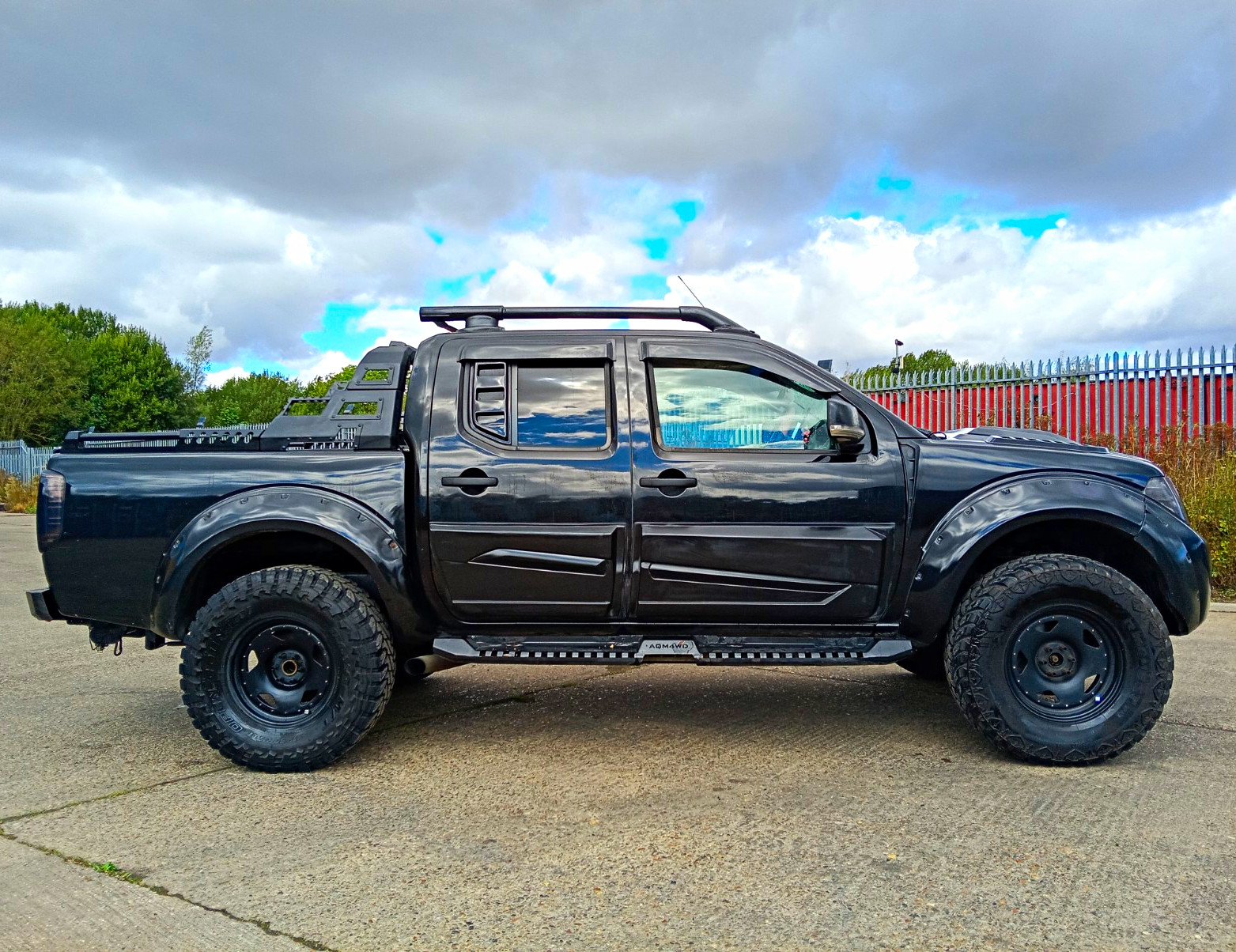 2011 Nissan Navara 2.5 D40 Auto 4x4 Diesel