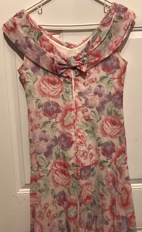 Antigo Vestido Chá Floral Feminino Laura Ashley Tamanho EUA 6 Sem Mangas Laço Caída Cintura - Imagem 4 de 4
