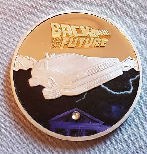 Back to the Future Gold Silver Coin Gem Stone Marty McFly Film 80s Old Retro USA - Zdjęcie 1 z 12