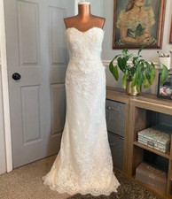 Pronovias Lace Wedding Dress Size 10
