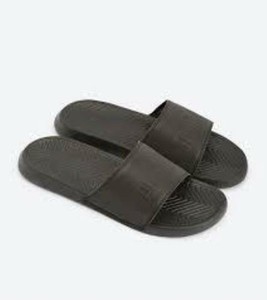 puma slides black and white