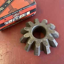 1933 - 1951 Chevrolet Truck Differential Side Pinion Gear W1175-5 Nors