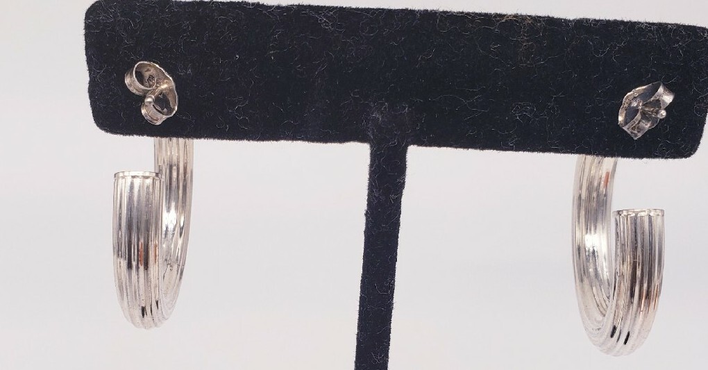 Thick Well Made Sterling Silver Solid, Ribbed, Fl… - image 6