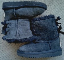 Ugg Bailey Bow Boots toddler girls size 8 Black 3280T Shearling TD