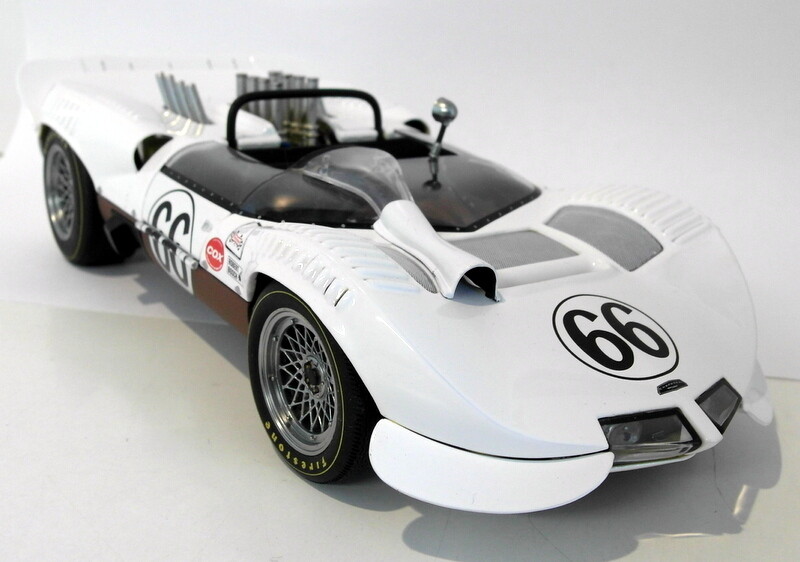 Autoart 1/18 Scale Diecast - 86596 Chaparral 2 Sport Pacer